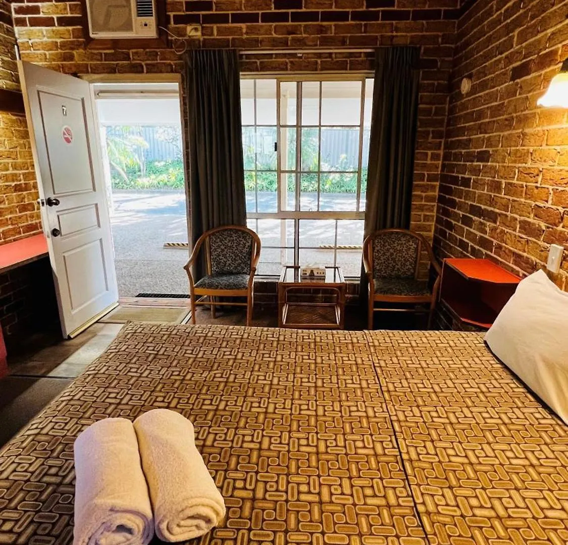 Beenleigh Village Motel 3*,
