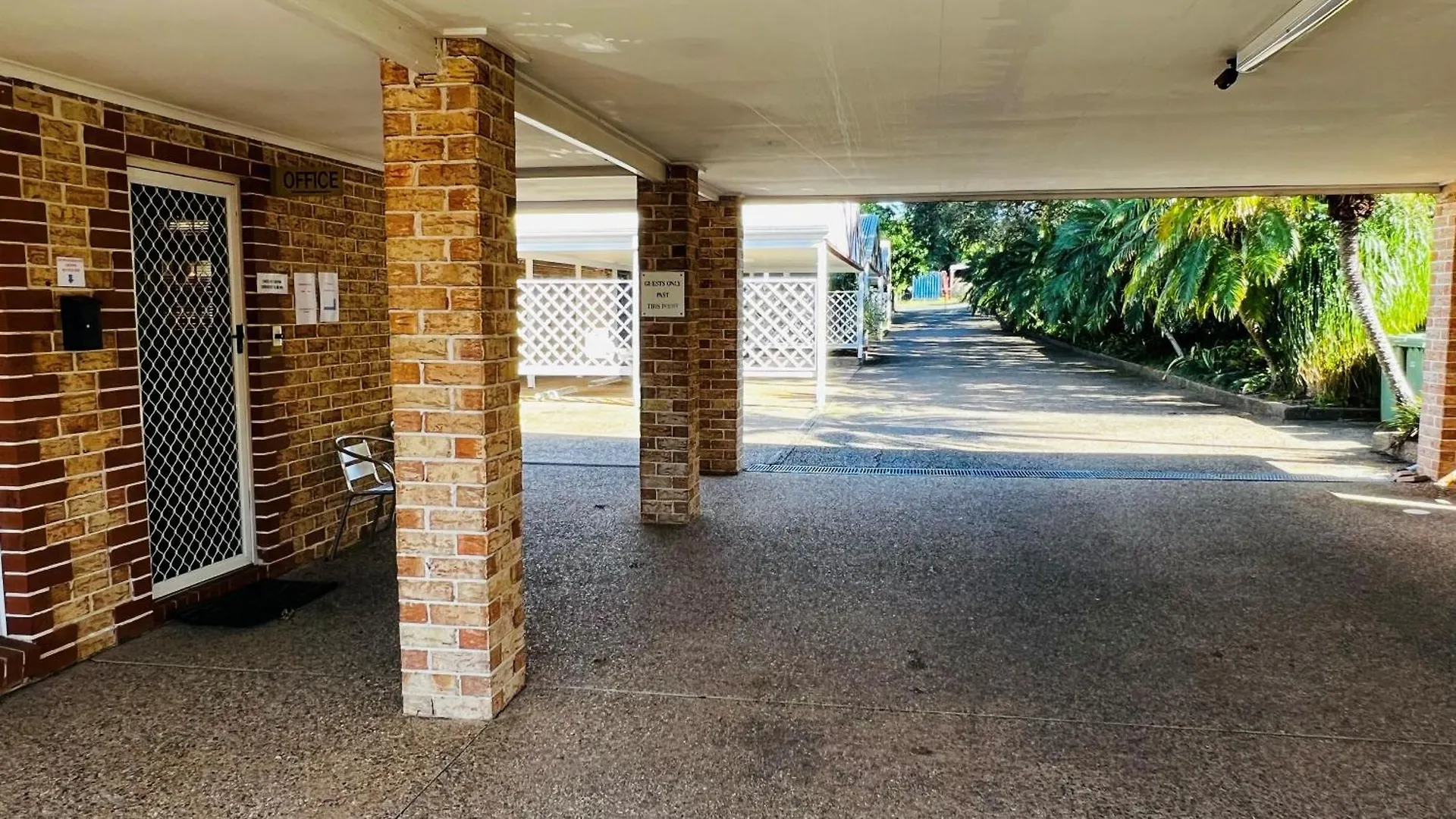 Beenleigh Village Motel 3*,  Австралия